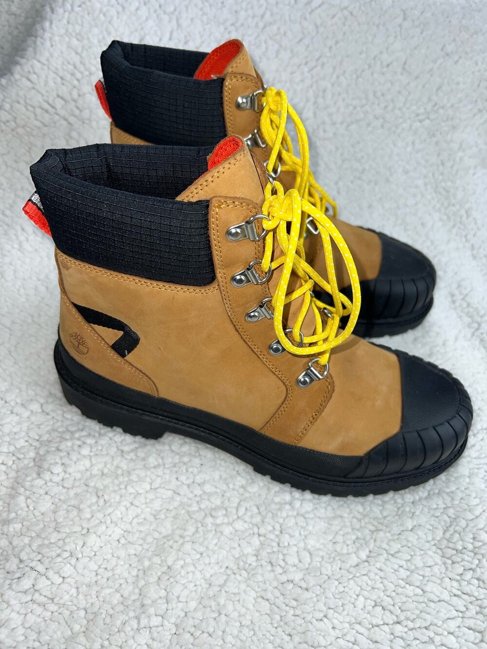 Timberland Womens Heritage Rubber-Toe Waterproof Boots - sz 9.5 - L15